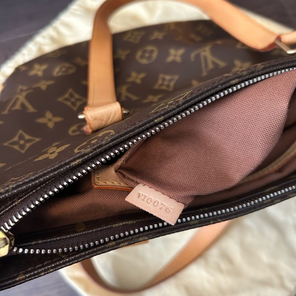 Louis Vuitton Cabas Piano Bag - Picture 12 of 16